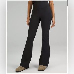 Lululemon Groove Super-High-Rise Flared Pant